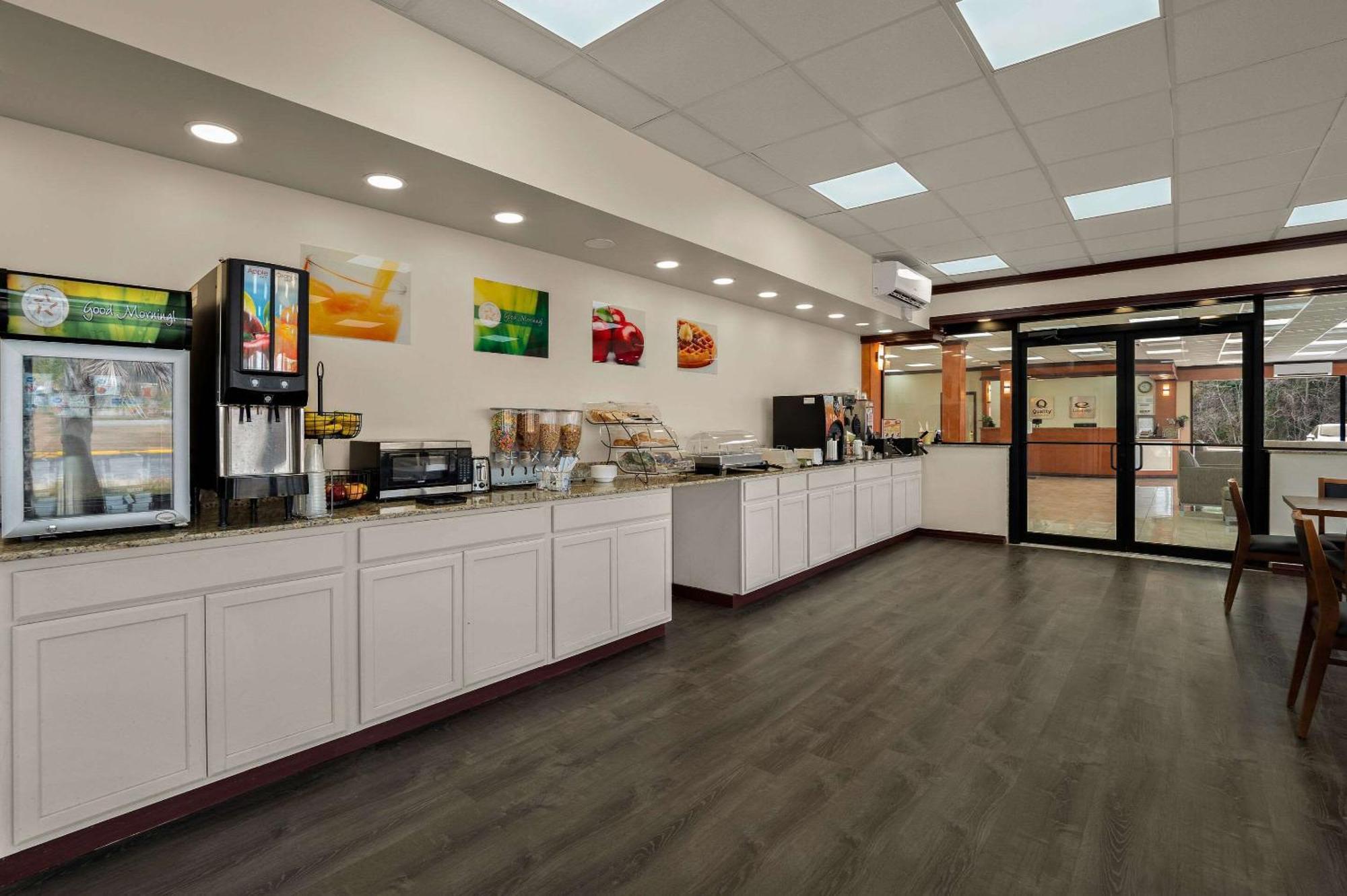 Econo Lodge Yemassee Exterior photo